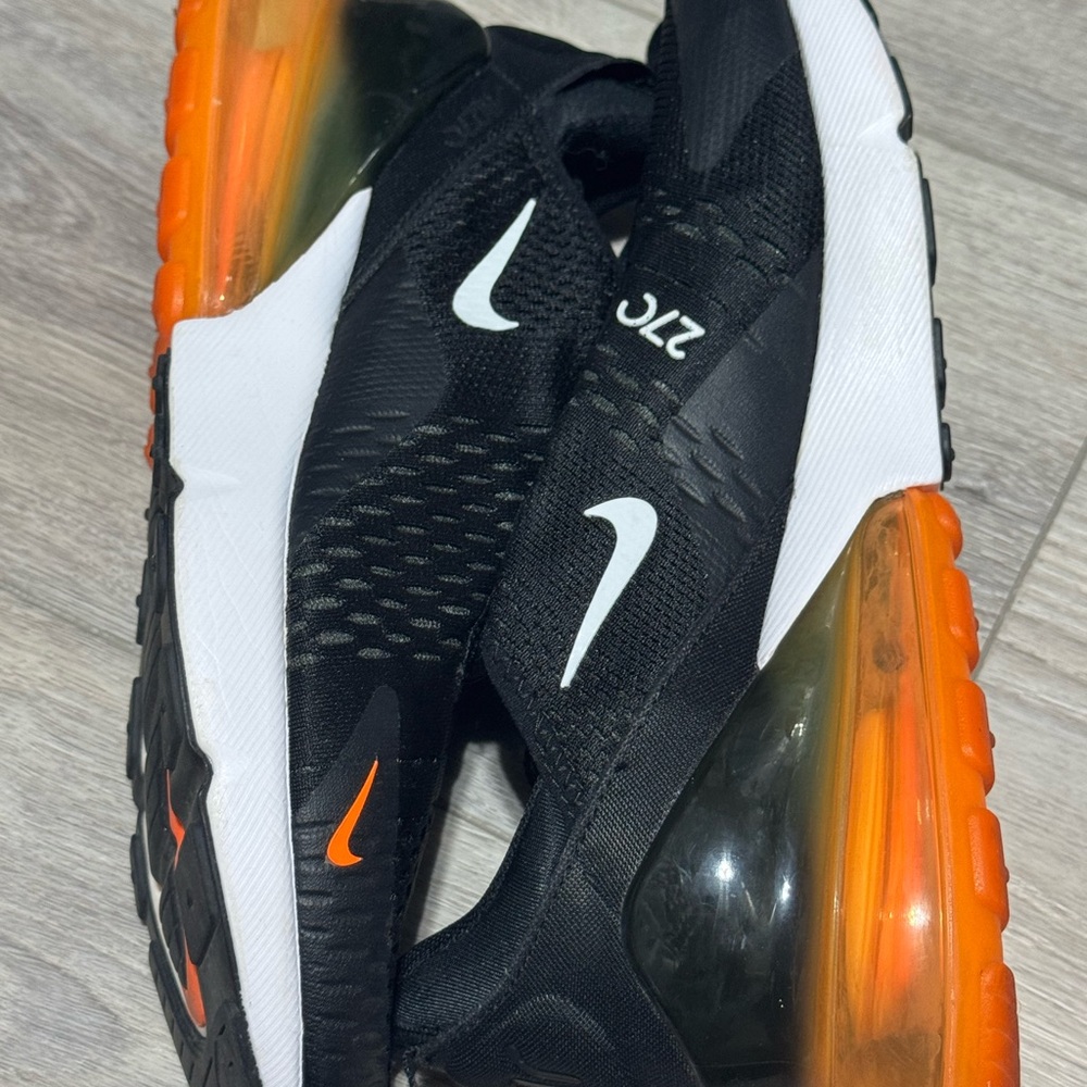 Nike Air Max 270